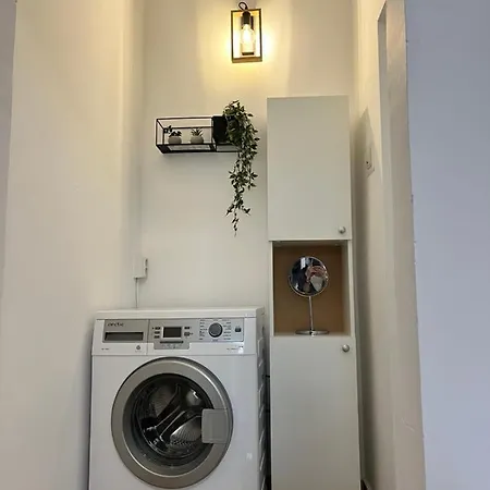 아파트 Garsoniera Utilata Complet